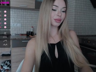 Fotod StellaRei Hi EVERYONE! WAIT PLZ, STREAM WILL LOAD! Invite privates, groups from 2 people! LOVENSE works from your tips! 133 FAV *** tits 878