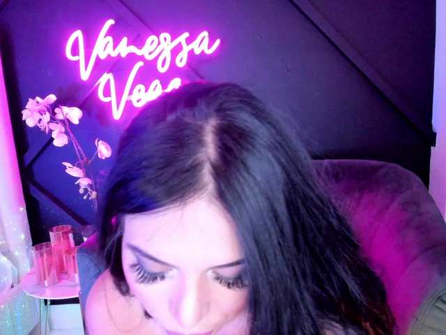 Fotod VanessaVega follow me on ig @realvanessavegaCome have fun with me papi♥ random level 88 spank me 69 Like me 22♥ wave 122♥ #squirt #bigboobs #interactivetoy #teen #cum